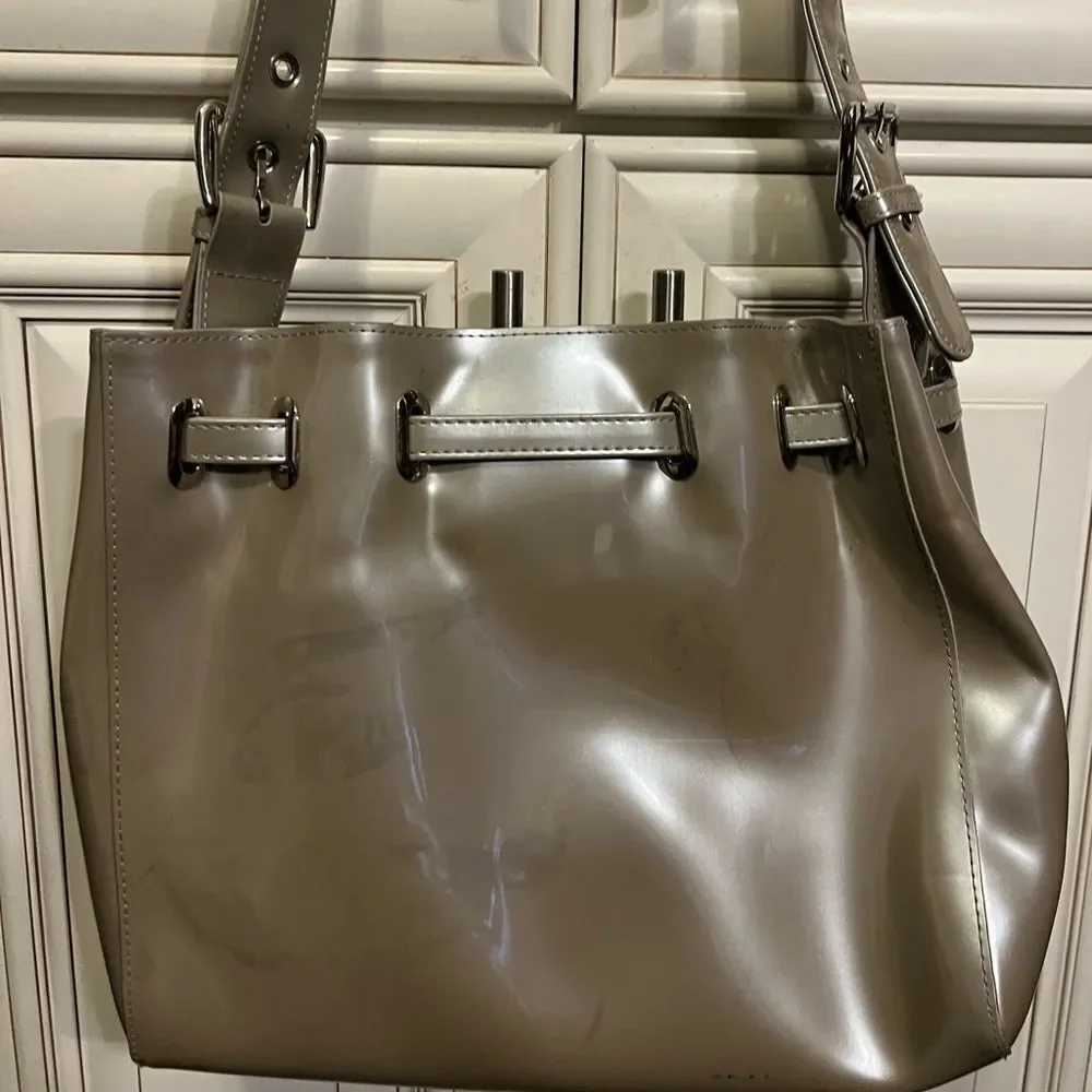 Beijo Shoulder Bag Black Patent Leather